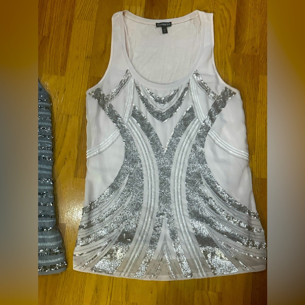 Express Ladies Tops Bundle size small Sequined Gray Pink Sleeveless Blouse - Picture 8 of 8